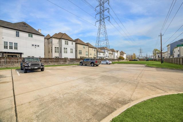 1514 Canter Bayou Way, Houston, TX 77043