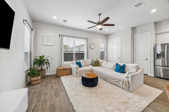 1514 Canter Bayou Way, Houston, TX 77043