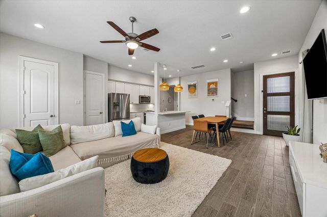 1514 Canter Bayou Way, Houston, TX 77043