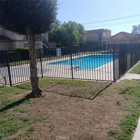 2439 West Acacia Avenue, Hemet, CA 92545