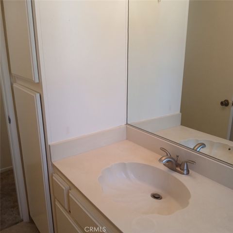 2439 West Acacia Avenue, Hemet, CA 92545
