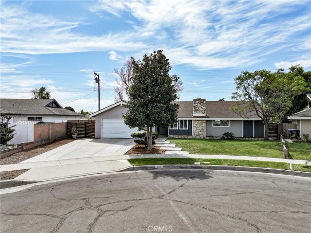 608 W Brentwood, Orange, CA 92865