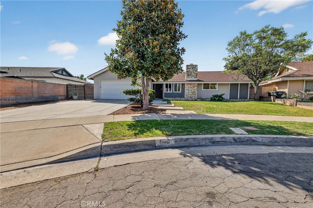608 W Brentwood, Orange, CA 92865