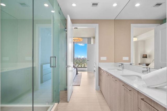 151 N Seabreeze Boulevard 2503-e, Fort Lauderdale, FL 33304