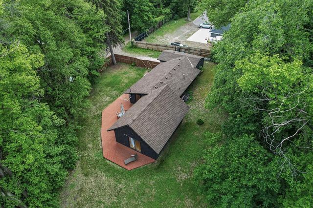 11138 W River Road, Champlin, MN 55316