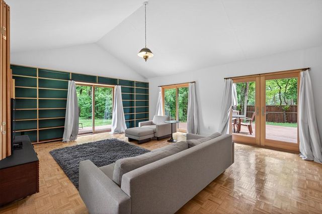 11138 W River Road, Champlin, MN 55316