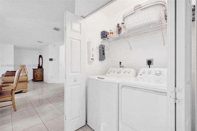 19110 NW 32nd Ave, Miami Gardens, FL 33056