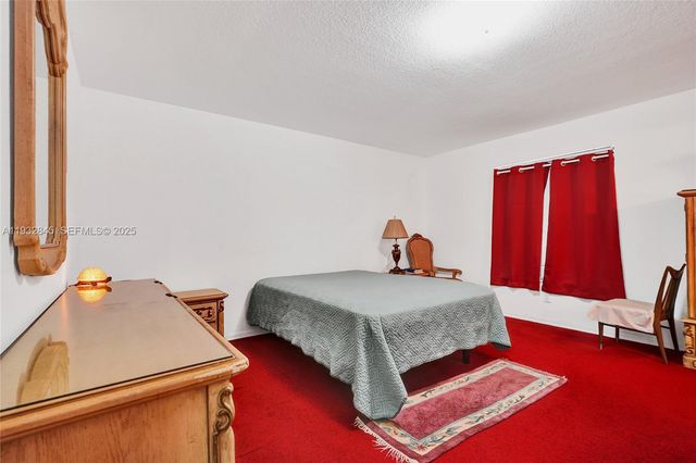 19110 NW 32nd Ave, Miami Gardens, FL 33056