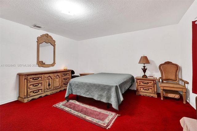 19110 NW 32nd Ave, Miami Gardens, FL 33056