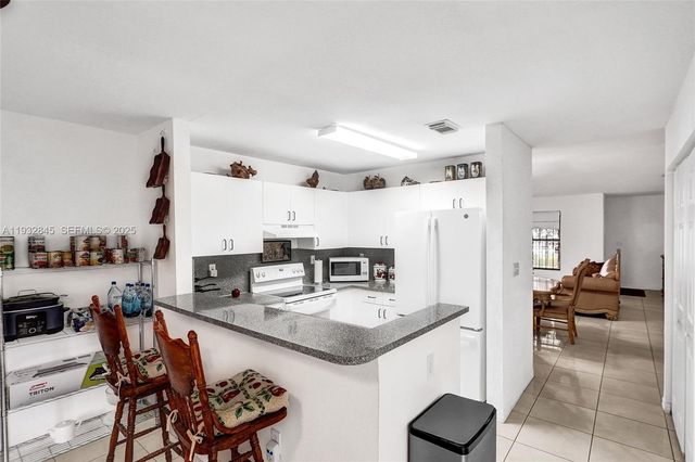 19110 NW 32nd Ave, Miami Gardens, FL 33056