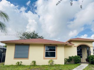 19110 NW 32nd Ave, Miami Gardens, FL 33056