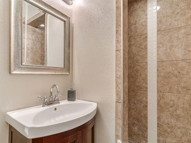 6416 Braniff Drive, Oklahoma City, OK 73105