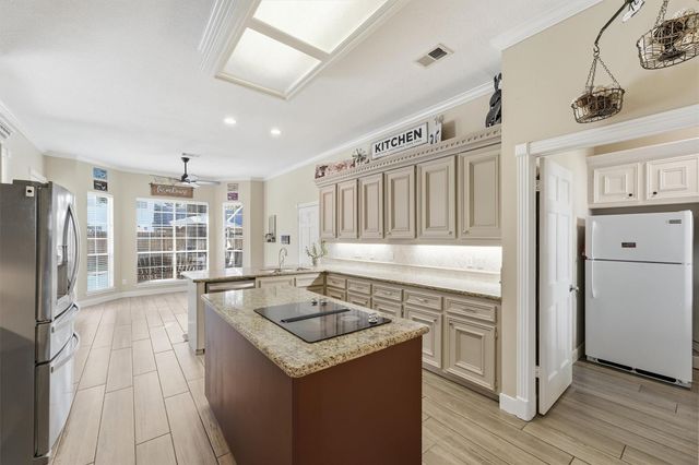 5819 Rocky Brook Drive, Houston, TX 77345