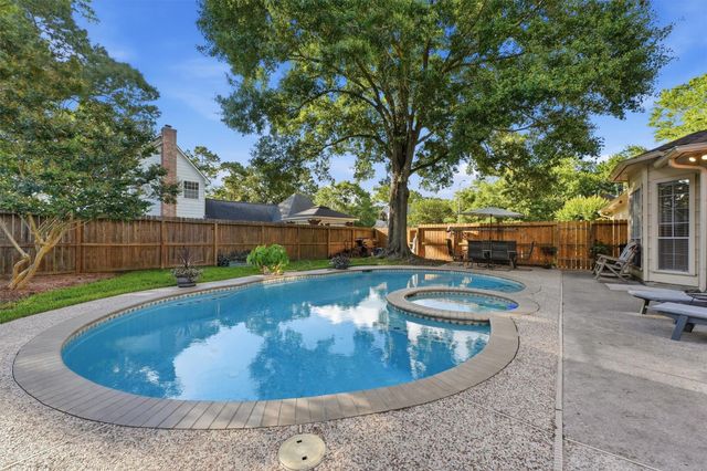 5819 Rocky Brook Drive, Houston, TX 77345