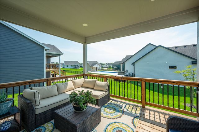 1120 NE Forest Ridge Court, Ankeny, IA 50021