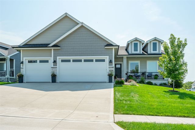 1120 NE Forest Ridge Court, Ankeny, IA 50021
