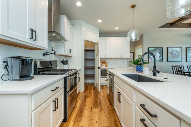 1120 NE Forest Ridge Court, Ankeny, IA 50021