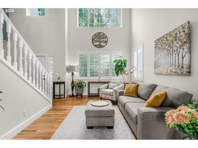 15023 Se DIAMOND Dr, Clackamas, OR 97015