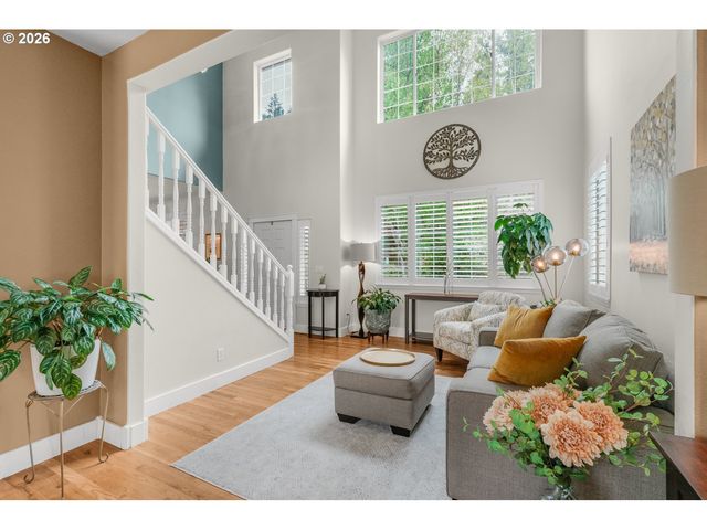 15023 Se DIAMOND Dr, Clackamas, OR 97015