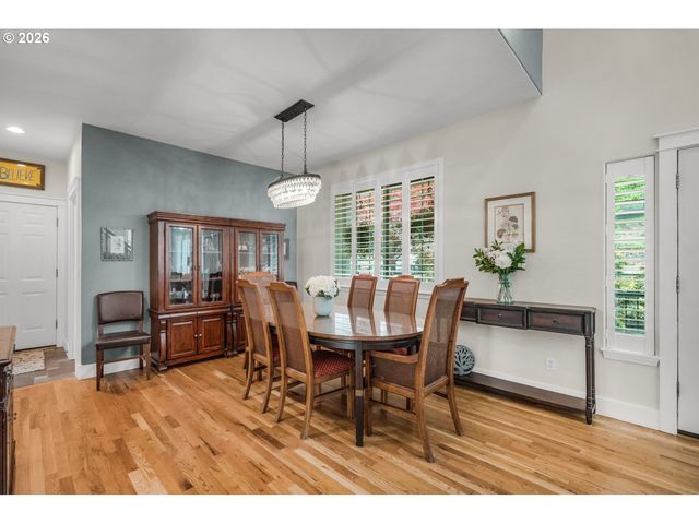 15023 Se DIAMOND Dr, Clackamas, OR 97015