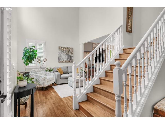 15023 Se DIAMOND Dr, Clackamas, OR 97015