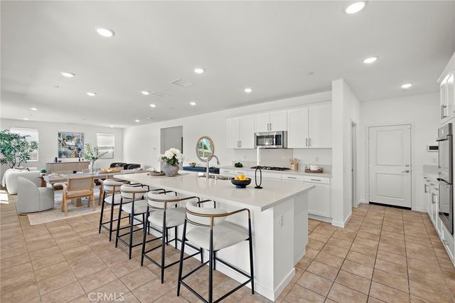 2628 E Scarlett Ln, Ontario, CA 91762