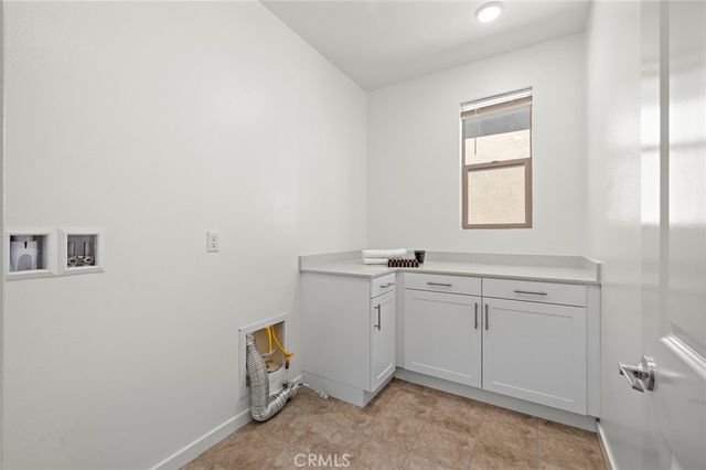 2628 E Scarlett Ln, Ontario, CA 91762