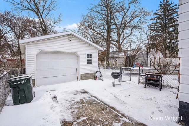 1062 Langeland Avenue, Muskegon City, MI 49442