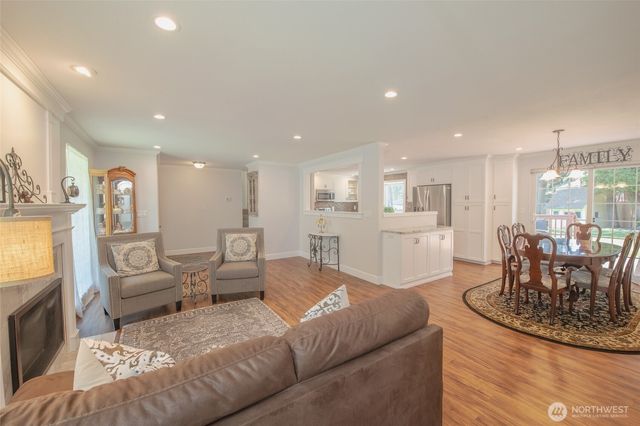 7610 95th Avenue SW, Lakewood, WA 98498