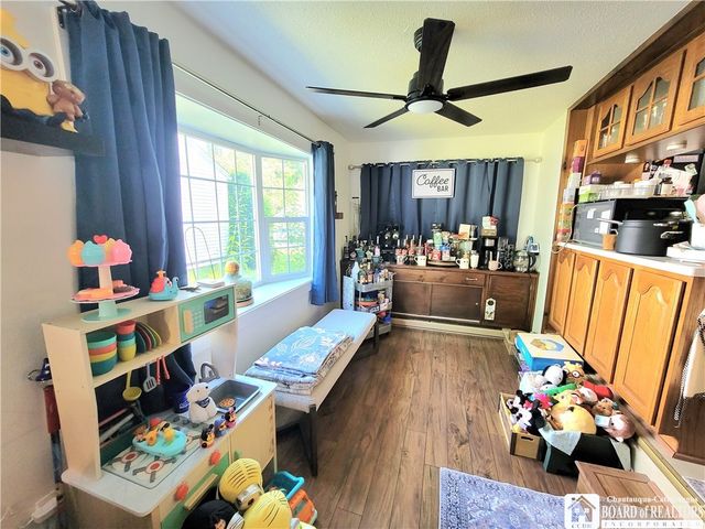 24 Raymond Street, Jamestown, NY 14701