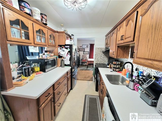 24 Raymond Street, Jamestown, NY 14701