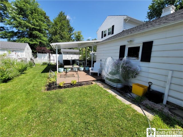 24 Raymond Street, Jamestown, NY 14701