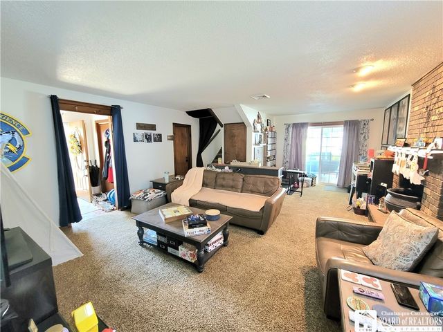 24 Raymond Street, Jamestown, NY 14701