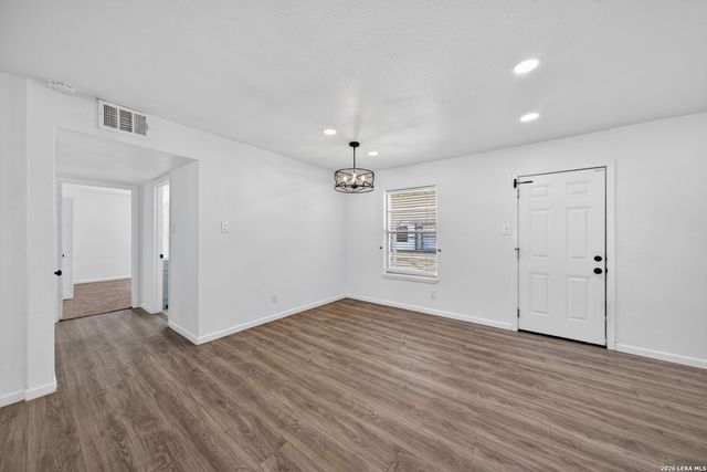 602 Indigo St, San Antonio, TX 78216