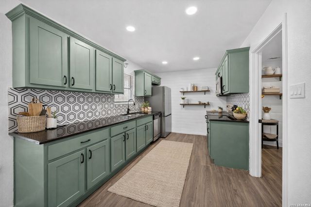 602 Indigo St, San Antonio, TX 78216