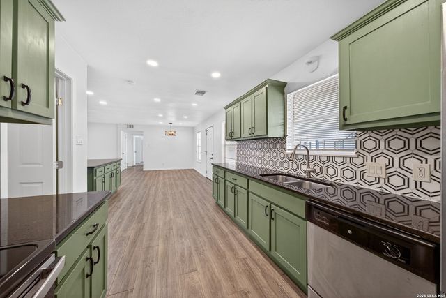 602 Indigo St, San Antonio, TX 78216