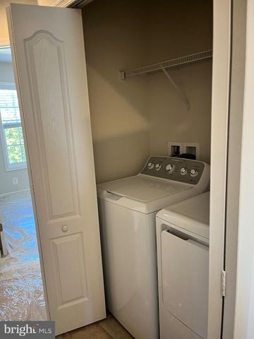 12114 BOWLING FARM CT, Fredericksburg, VA 22407