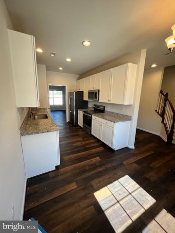 12114 BOWLING FARM CT, Fredericksburg, VA 22407