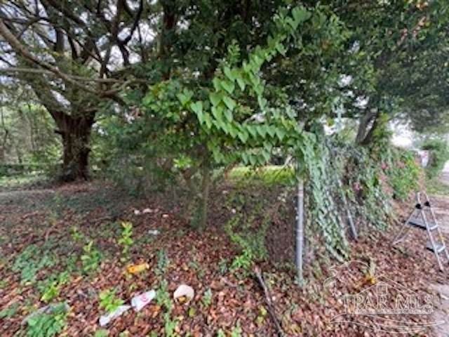 1300 N W St, Pensacola, FL 32505