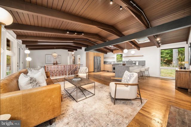 7527 FRIAR TUCK CT, Falls Church, VA 22042