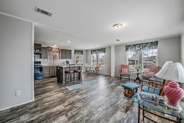 36747 LAKEWOOD DRIVE, Zephyrhills, FL 33542