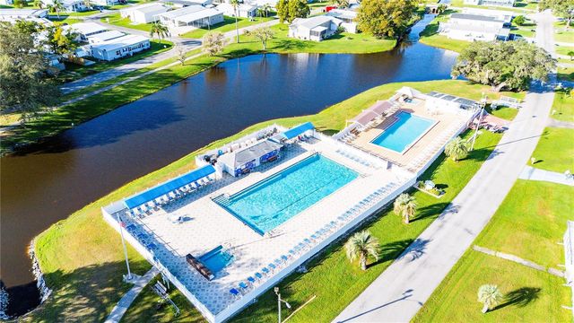 36747 LAKEWOOD DRIVE, Zephyrhills, FL 33542