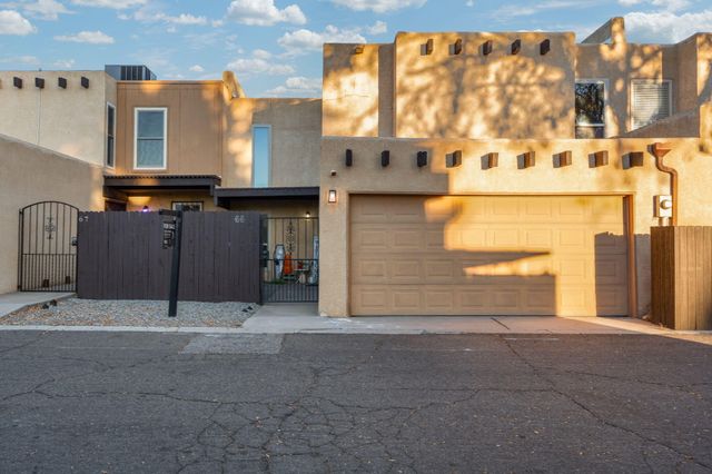 66 Calle De La Noche Boulevard NE, Albuquerque, NM 87109