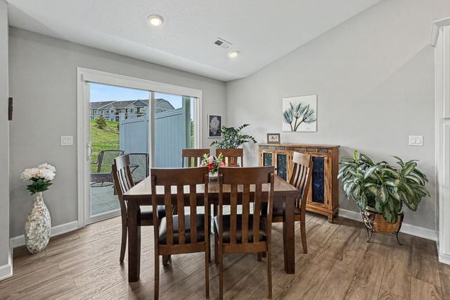 5429 NE Briarwood Drive, Ankeny, IA 50021