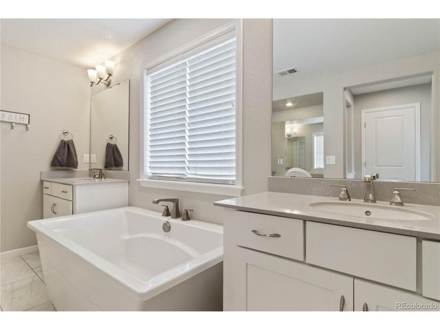 1158 Bonnyton Pl, Castle Rock, CO 80104