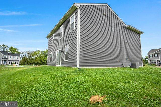 18 SMOKEHOUSE ROAD, Carlisle, PA 17013