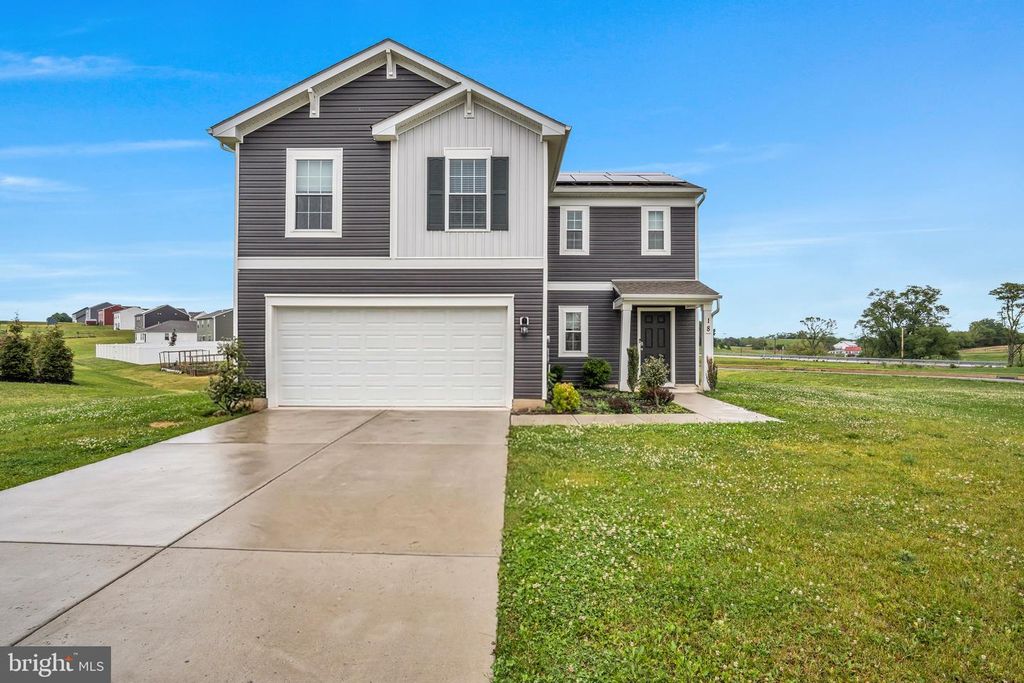18 SMOKEHOUSE ROAD, Carlisle, PA 17013