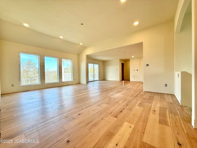 734 SARDONYX DRIVE, Jefferson City, MO 65109