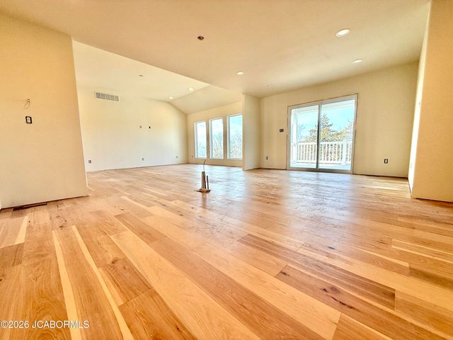 734 SARDONYX DRIVE, Jefferson City, MO 65109