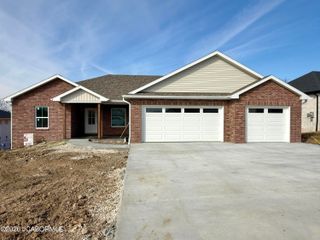 734 SARDONYX DRIVE, Jefferson City, MO 65109